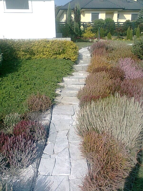 Schody z kamienia naturalnego